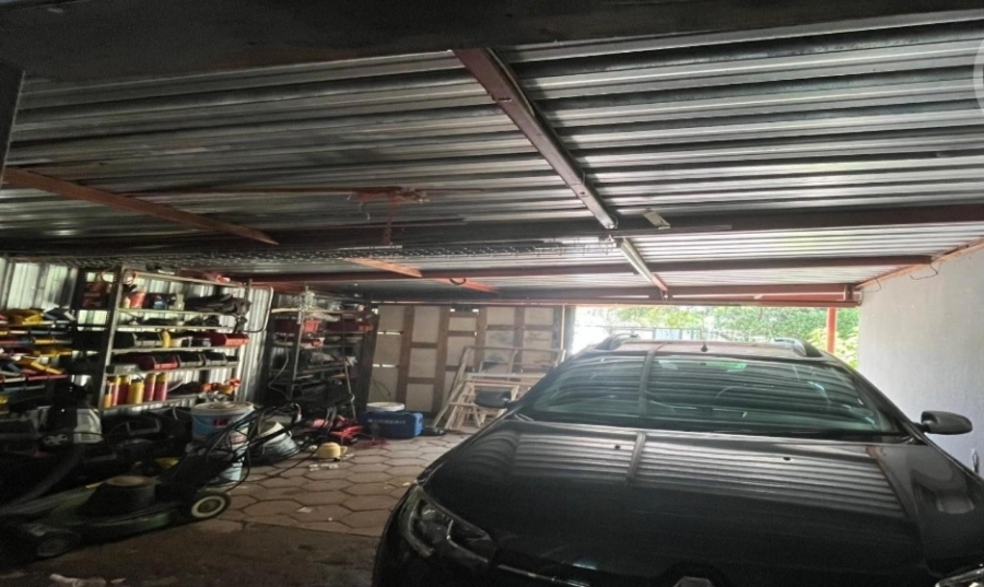 4 Bedroom Property for Sale in Noordhoek Free State